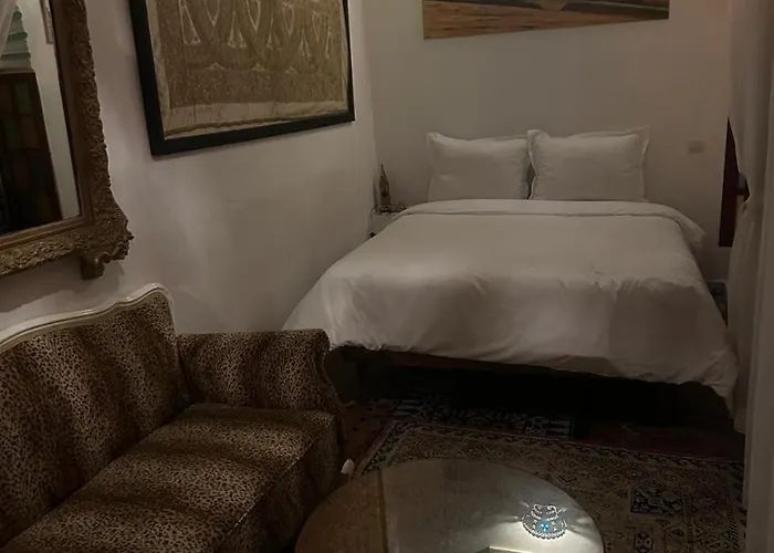 Room 2 With Breakfast